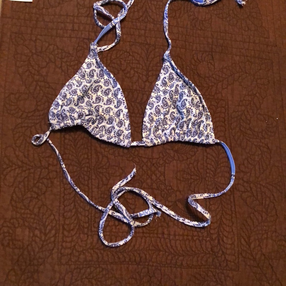 Athletes bikini top